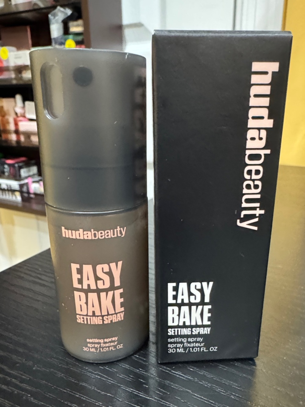 Huda Beauty Easy Bake Setting Spray - Taupe & Rose Packaging - 30 ml